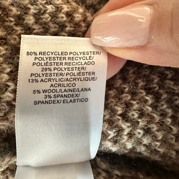 Lucky Women’s Brown and Cream Sweater with Wolf Design - Picture 5 of 5